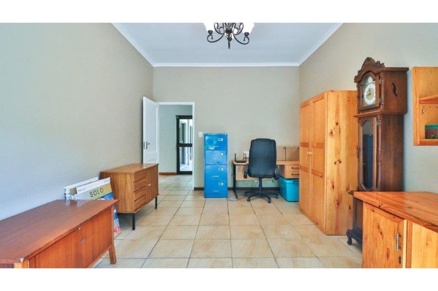 6 Bedroom Property for Sale in Lovemore Park Eastern Cape